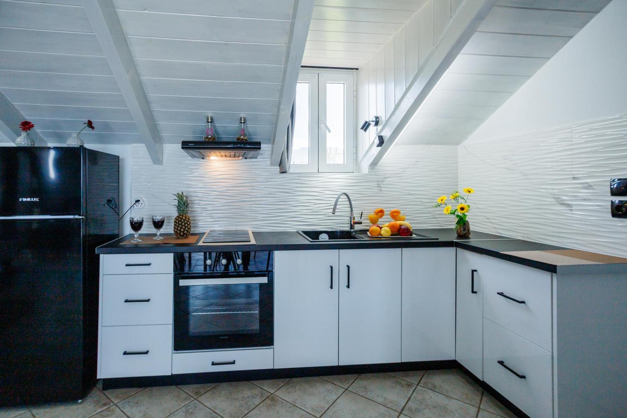 Tonias Houses - Thea House And Vrachos Attic Appartment อลิกานาส ภายนอก รูปภาพ
